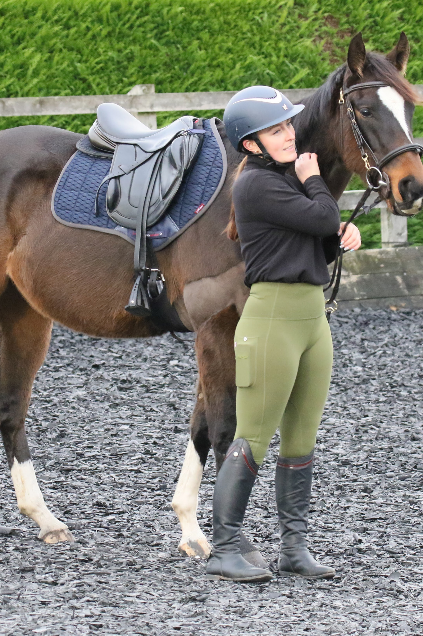 action shot 2 equestrian leggings olive